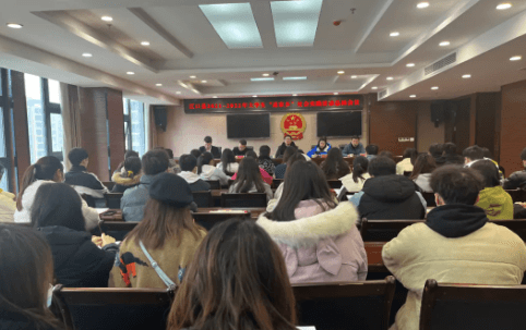 江口县召开2021-2022年大学生“返家乡”社会实践活动总结会