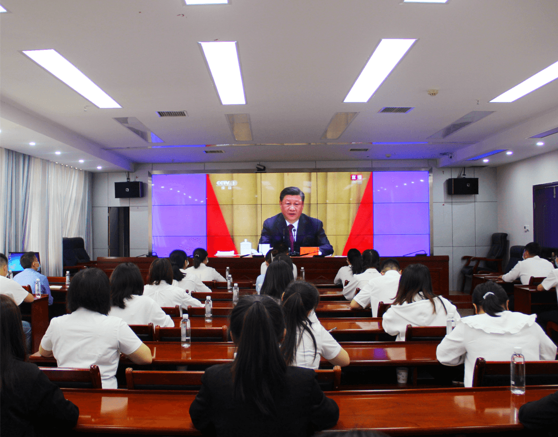 铜仁市各级团组织收看庆祝中国共产主义青年团成立100周年大会