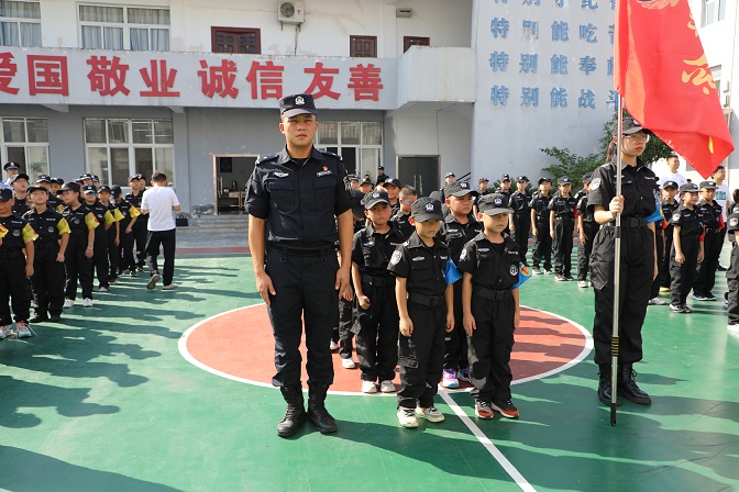 喜讯！贵州首家“少年警校”在铜仁揭牌