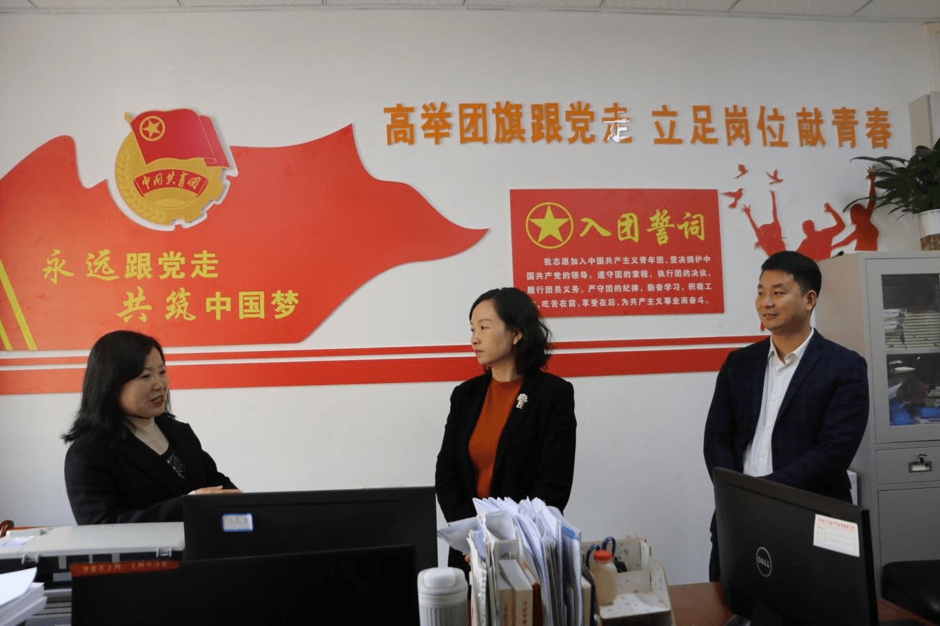 团市委书记张琴深入基层开展主题教育调研