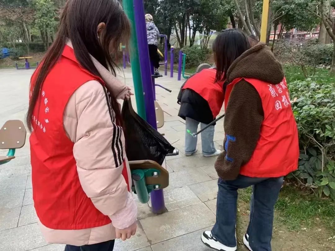 返家乡 | 维护生态江流 ，倡导文明行动