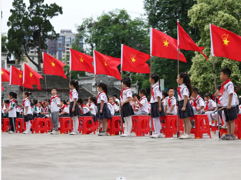 “红领巾爱祖国”！铜仁市各级少先队组织广泛开展“六一”主题示范活动