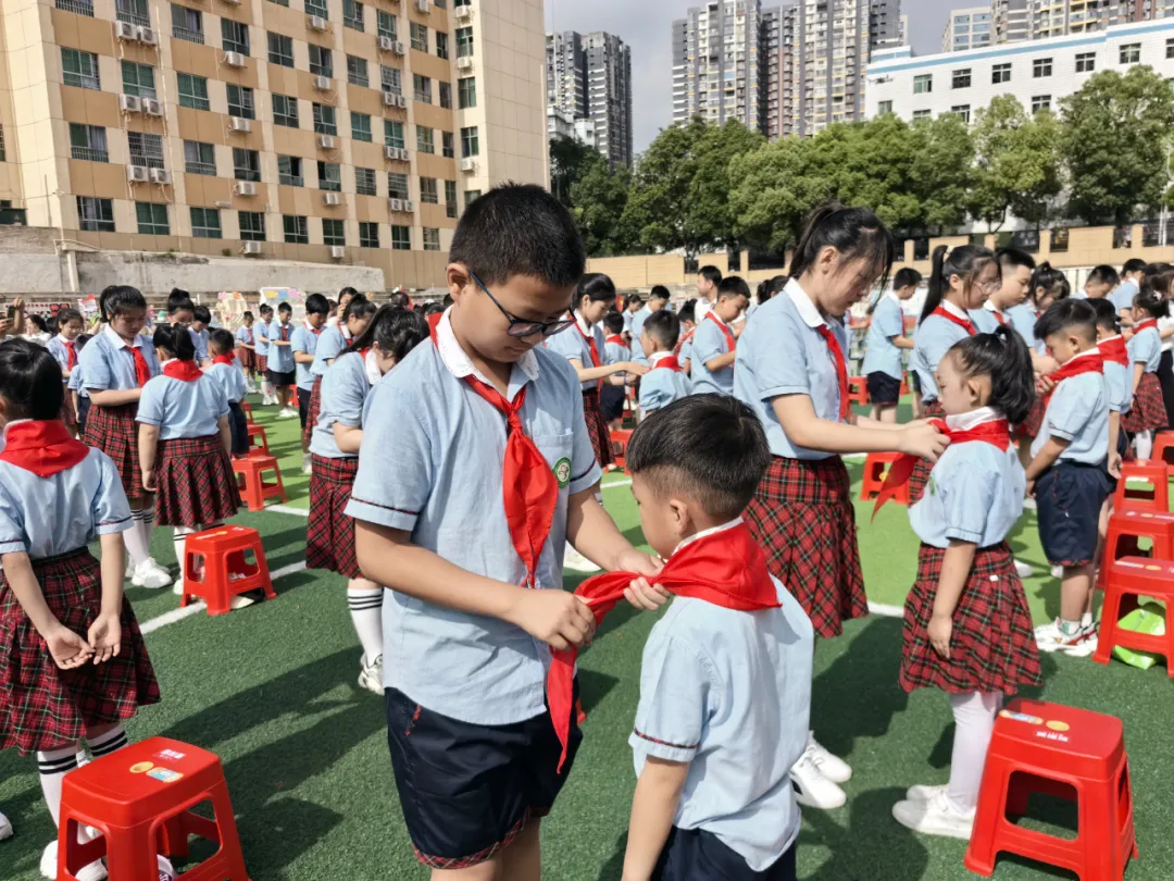 “红领巾爱祖国”！铜仁市各级少先队组织广泛开展“六一”主题示范活动