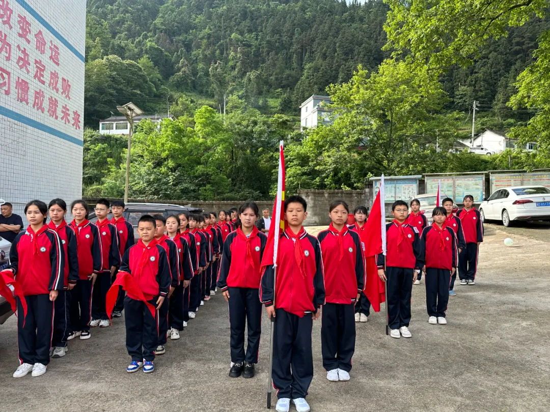 “红领巾爱祖国”！铜仁市各级少先队组织广泛开展“六一”主题示范活动