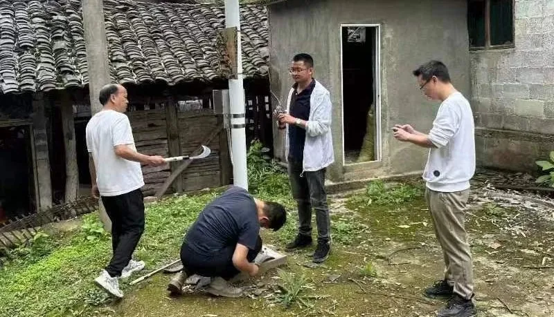 防汛救灾，铜仁青年冲锋在前！