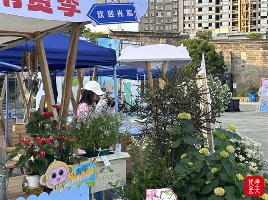 为青年倾情 让青年倾心——铜仁市2024年“逐梦之城·青春铜仁”青年消费季活动观察