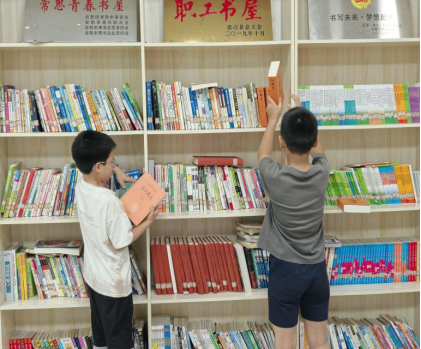 青年乡村振兴夜校｜铜仁共青团以书香搭建共读平台